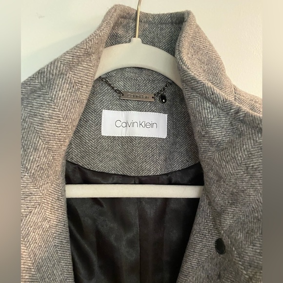 Women’s Calvin Klein Jacket - Picture 3 of 4